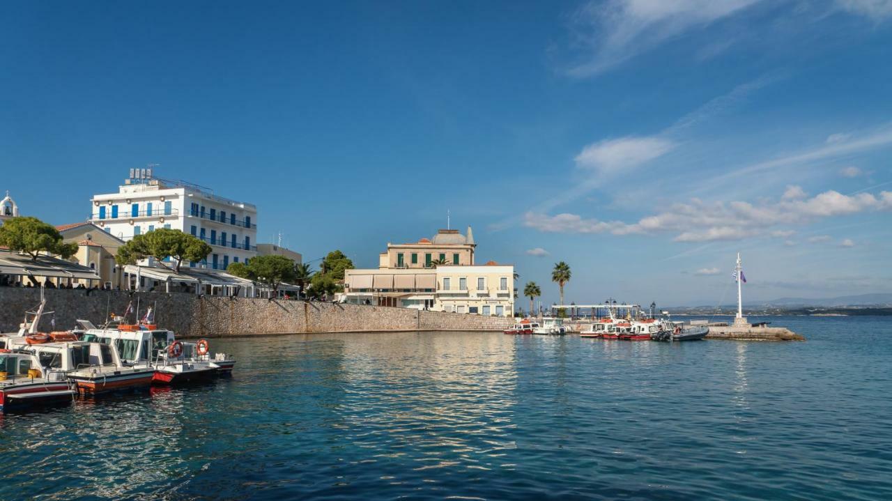 Porto Vecchio Luxury Suites Spétses Eksteriør bilde