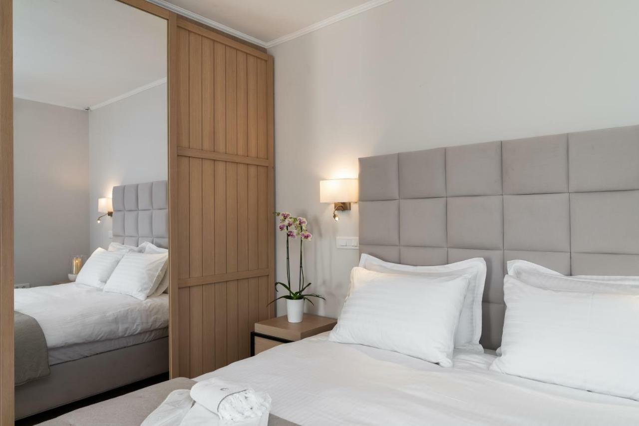 Porto Vecchio Luxury Suites Spétses Eksteriør bilde