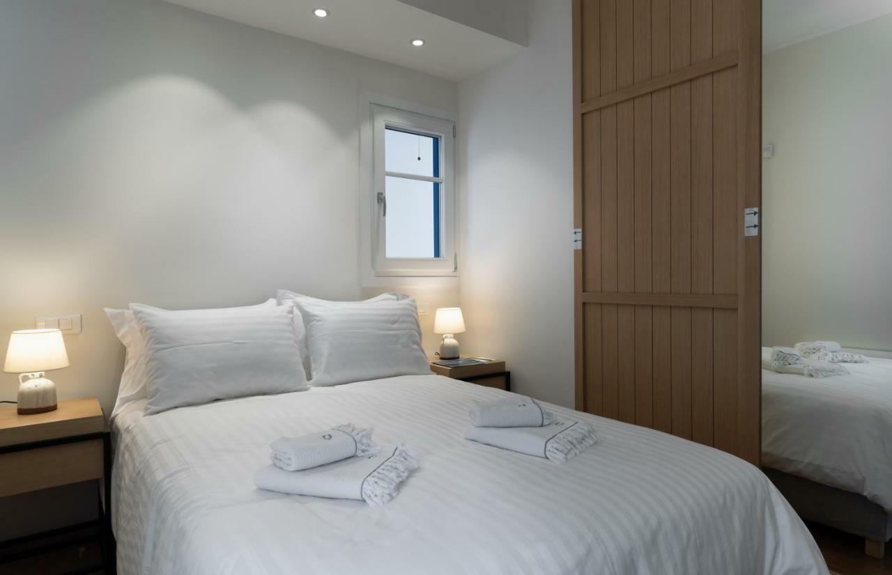 Porto Vecchio Luxury Suites Spétses Eksteriør bilde