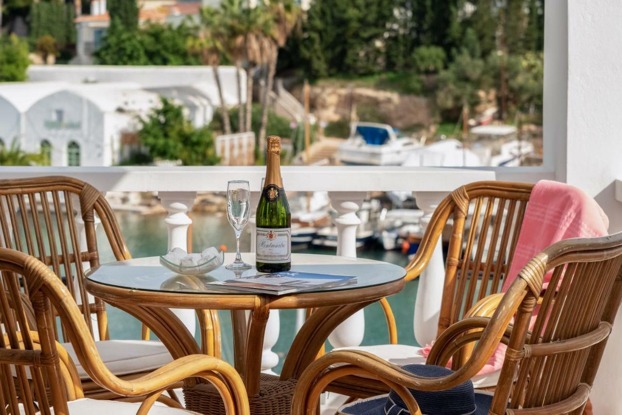 Porto Vecchio Luxury Suites Spétses Eksteriør bilde
