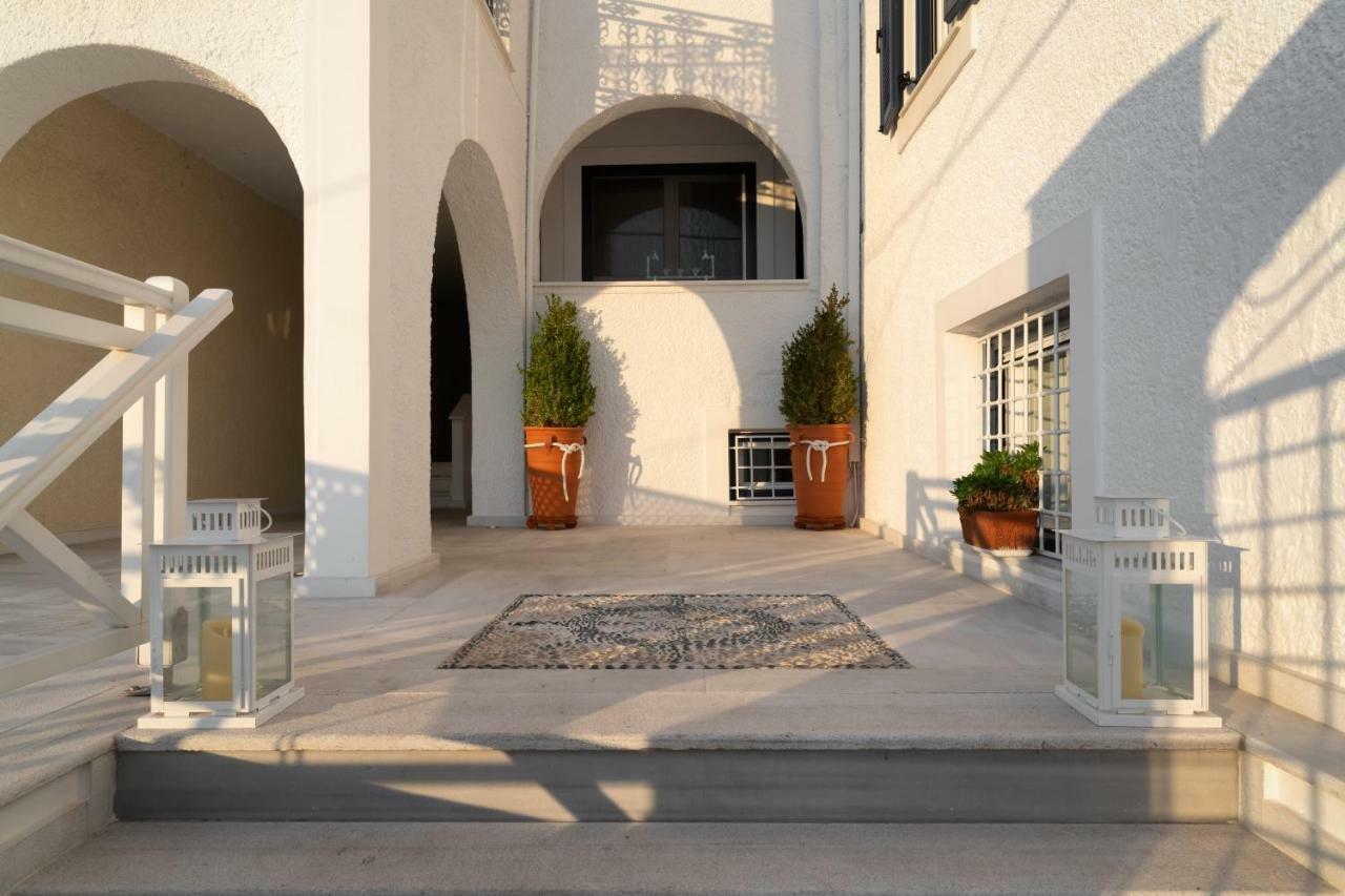 Porto Vecchio Luxury Suites Spétses Eksteriør bilde