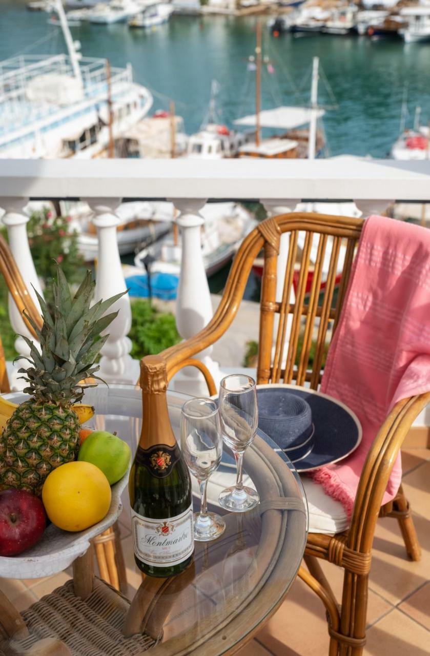 Porto Vecchio Luxury Suites Spétses Eksteriør bilde